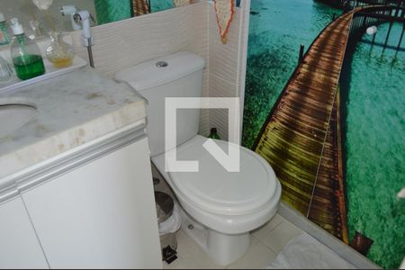 Apartamento à venda com 72m², 3 quartos e 1 vagaBanheiro da suíte