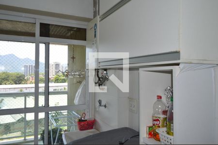 Apartamento à venda com 72m², 3 quartos e 1 vagaÁrea de serviço com acesso a varanda