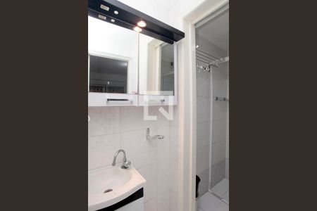 Banheiro de apartamento à venda com 1 quarto, 78m² em Petrópolis, Porto Alegre