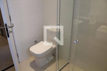 Banheiro da Suíte 2 de apartamento para alugar com 3 quartos, 151m² em Água Branca, São Paulo