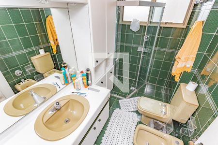 Apartamento à venda com 300m², 4 quartos e 3 vagasBanheiro suite 2