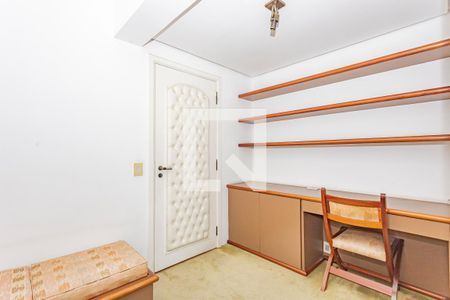 Apartamento à venda com 300m², 4 quartos e 3 vagasSuite 2