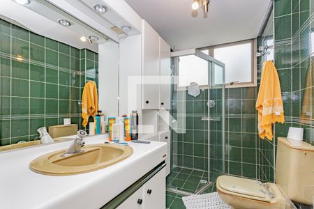 Apartamento à venda com 300m², 4 quartos e 3 vagasBanheiro suite 2