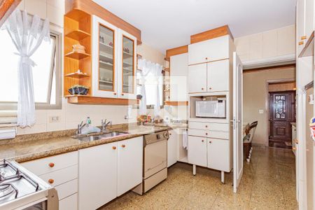 Apartamento à venda com 300m², 4 quartos e 3 vagasCozinha