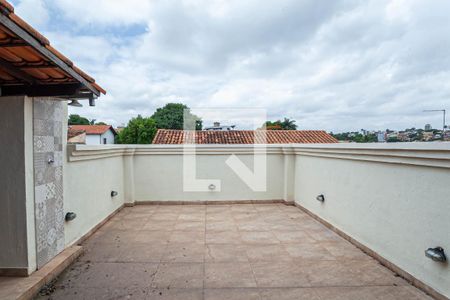 Casa à venda com 270m², 3 quartos e 2 vagasTerraço 