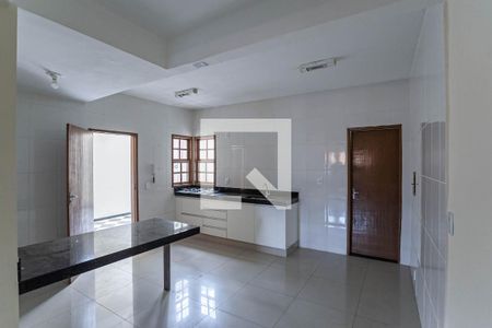 Casa à venda com 270m², 3 quartos e 2 vagasCozinha