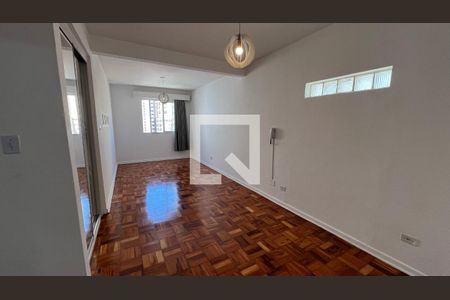 Sala e quarto  de apartamento para alugar com 1 quarto, 47m² em Pinheiros, São Paulo