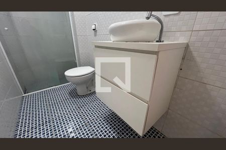 Banheiro  de apartamento para alugar com 1 quarto, 47m² em Pinheiros, São Paulo