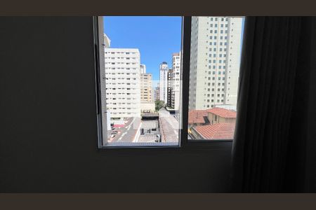 Vista do quarto  de apartamento para alugar com 1 quarto, 47m² em Pinheiros, São Paulo