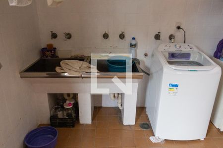 Casa à venda com 299m², 4 quartos e sem vagaÁrea de Serviço