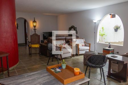 Sala de casa à venda com 4 quartos, 299m² em Butantã, São Paulo