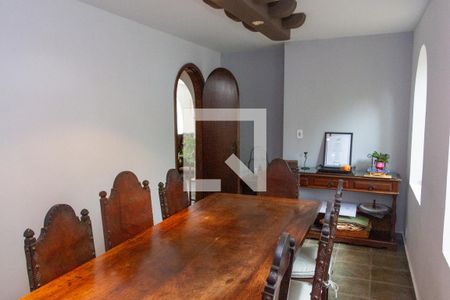 Casa à venda com 299m², 4 quartos e sem vagaSala de Jantar