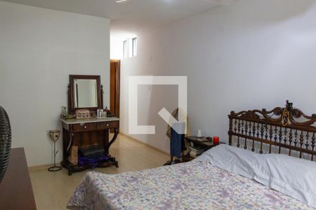 Casa à venda com 299m², 4 quartos e sem vagaSuíte