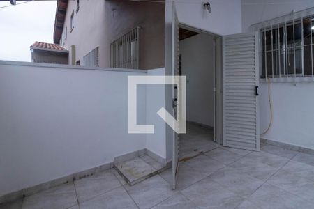 Casa para alugar com 75m², 2 quartos e sem vagaÁrea de Serviço