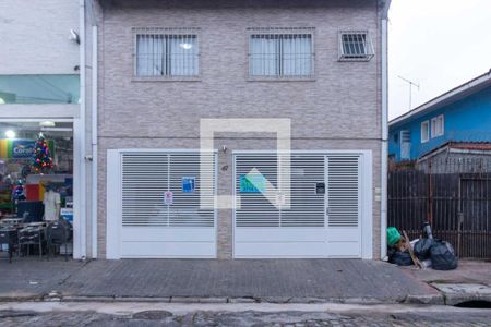 Casa para alugar com 75m², 2 quartos e sem vagaFachada