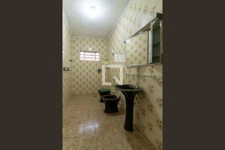 Casa para alugar com 75m², 2 quartos e sem vagaBanheiro