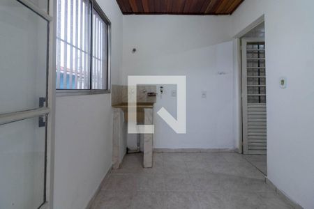 Casa para alugar com 75m², 2 quartos e sem vagaÁrea de Serviço