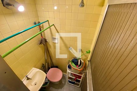 Apartamento à venda com 150m², 3 quartos e sem vagaBanheiro de serviço