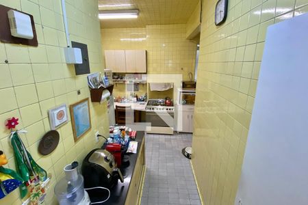 Apartamento à venda com 150m², 3 quartos e sem vagaCozinha