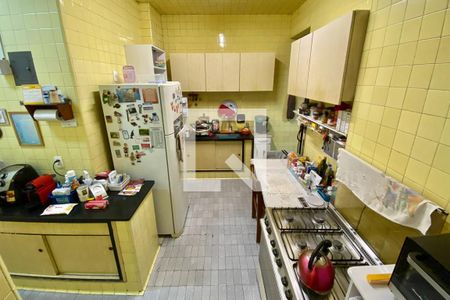 Apartamento à venda com 150m², 3 quartos e sem vagaCozinha