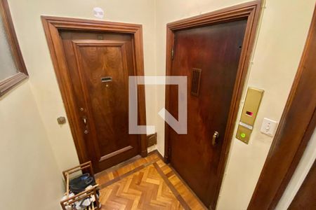 Apartamento à venda com 150m², 3 quartos e sem vagaHall de entrada