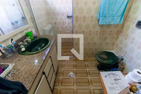 Casa à venda com 199m², 4 quartos e 4 vagas Casa à venda com 199m², 4 quartos e 4 vagasBanheiro da Suíte 1