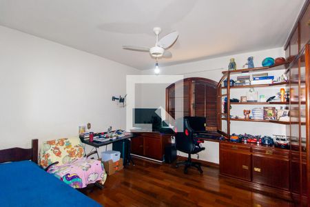 Casa à venda com 199m², 4 quartos e 4 vagas Casa à venda com 199m², 4 quartos e 4 vagasSuíte 1