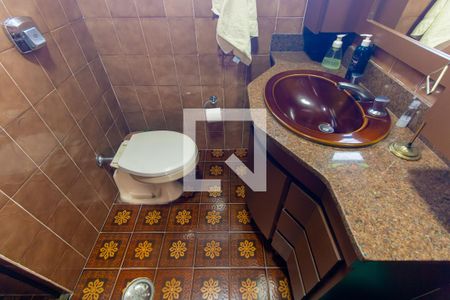 Casa à venda com 199m², 4 quartos e 4 vagas Casa à venda com 199m², 4 quartos e 4 vagasBanheiro da Suíte 3