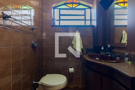 Casa à venda com 199m², 4 quartos e 4 vagas Casa à venda com 199m², 4 quartos e 4 vagasBanheiro da Suíte 3