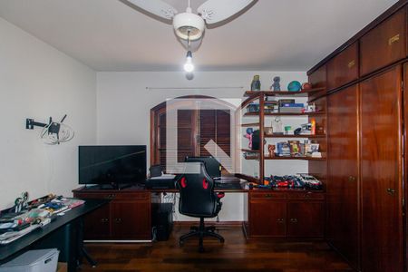 Casa à venda com 199m², 4 quartos e 4 vagas Casa à venda com 199m², 4 quartos e 4 vagasSuíte 1