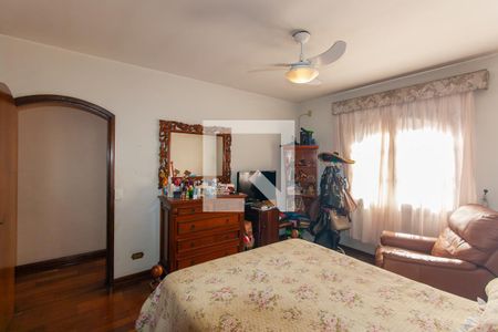 Casa à venda com 199m², 4 quartos e 4 vagas Casa à venda com 199m², 4 quartos e 4 vagasSuíte 2