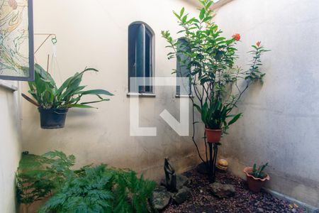 Casa à venda com 199m², 4 quartos e 4 vagas Casa à venda com 199m², 4 quartos e 4 vagasÁrea comum