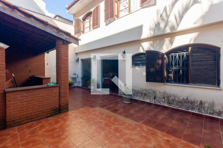 Casa à venda com 199m², 4 quartos e 4 vagas Casa à venda com 199m², 4 quartos e 4 vagasÁrea comum