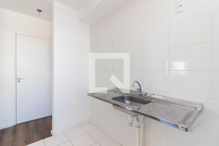 Cozinha de apartamento à venda com 2 quartos, 42m² em Vila Guaca, São Paulo