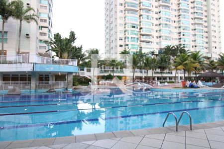 Apartamento para alugar com 85m², 2 quartos e 2 vagasPiscina