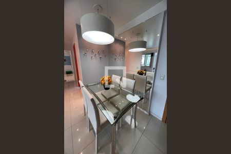 Apartamento para alugar com 85m², 2 quartos e 2 vagasSala