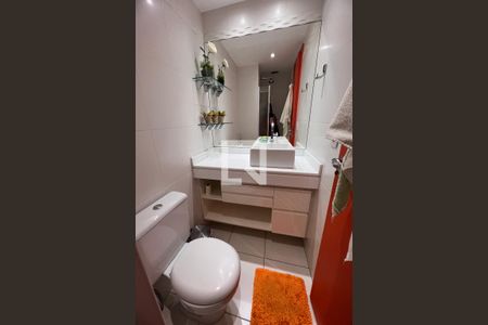 Apartamento para alugar com 85m², 2 quartos e 2 vagasBanheiro social