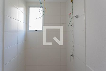 Banheiro de apartamento para alugar com 1 quarto, 40m² em Palmeiras, Belo Horizonte