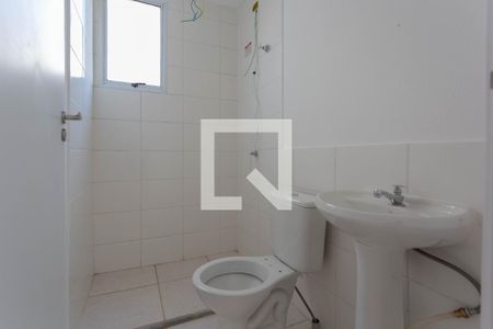 Banheiro de apartamento para alugar com 1 quarto, 40m² em Palmeiras, Belo Horizonte