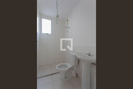 Banheiro de apartamento para alugar com 1 quarto, 40m² em Palmeiras, Belo Horizonte