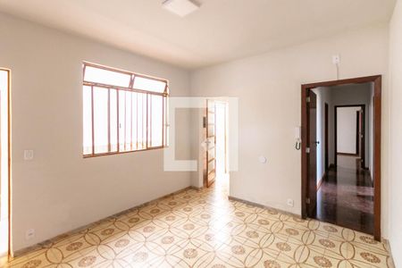 Quarto 1 de casa para alugar com 3 quartos, 150m² em Monsenhor Messias, Belo Horizonte