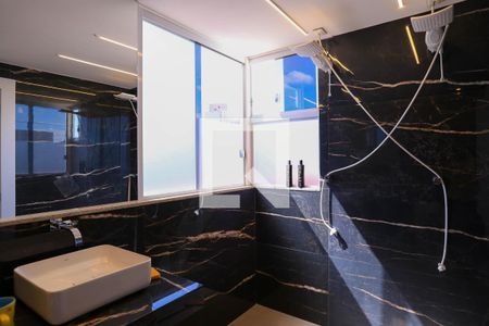 Apartamento à venda com 270m², 4 quartos e 3 vagasBanheiro