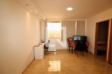 sala de casa à venda com 3 quartos, 70m² em Xodó Marize, Belo Horizonte