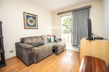 Sala de apartamento para alugar com 3 quartos, 81m² em Vila Olímpia, São Paulo