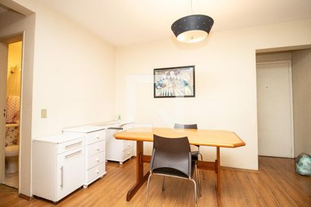 Sala de apartamento para alugar com 3 quartos, 81m² em Vila Olímpia, São Paulo