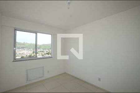 Quarto 1 de apartamento para alugar com 2 quartos, 54m² em Irajá, Rio de Janeiro