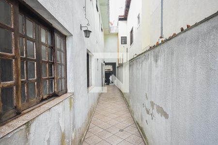 Casa para alugar com 180m², 3 quartos e 2 vagasLateral