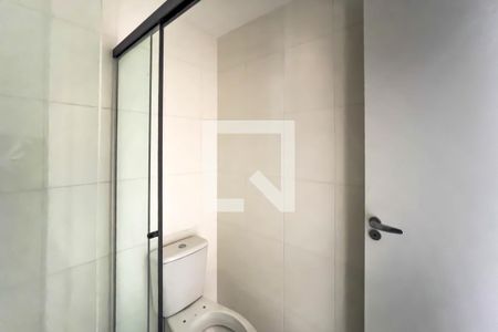 Banheiro de kitnet/studio à venda com 1 quarto, 22m² em Vila Mariana, São Paulo