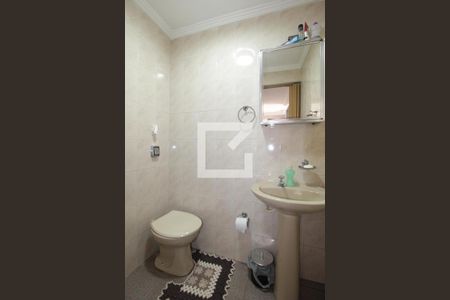 Casa à venda com 120m², 3 quartos e 2 vagasBanheiro de serviço