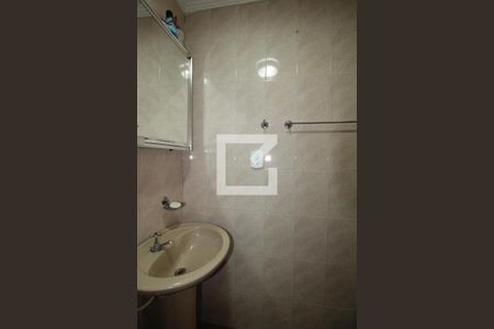 Casa à venda com 120m², 3 quartos e 2 vagasBanheiro de serviço